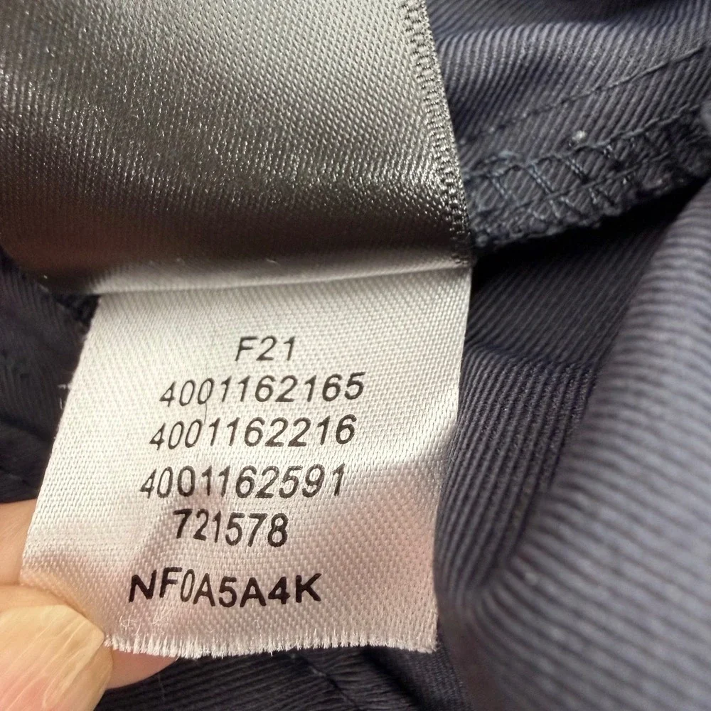 The North Face Mens Size 33 Motion Pants Navy Blue Straight Leg Chino NF0A5A4K
